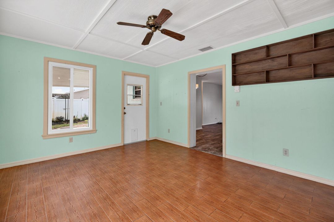 Active With Contract: $450,000 (3 beds, 2 baths, 1298 Square Feet)