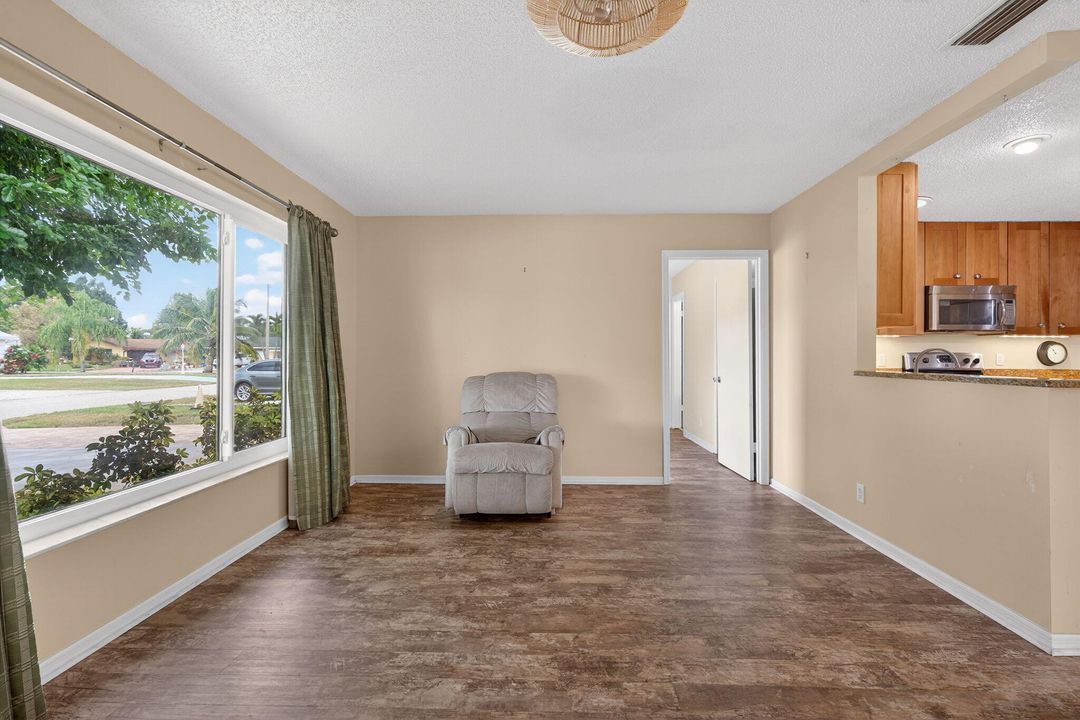 Active With Contract: $450,000 (3 beds, 2 baths, 1298 Square Feet)