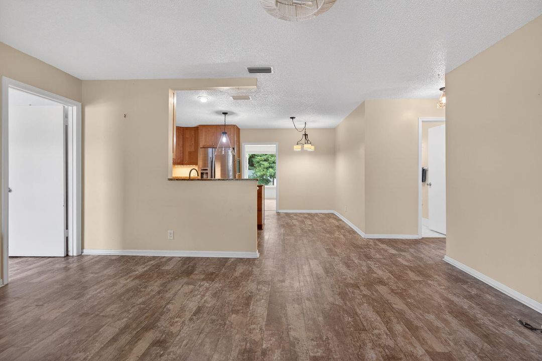 Active With Contract: $450,000 (3 beds, 2 baths, 1298 Square Feet)