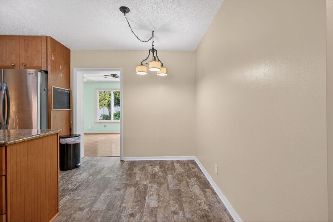 Active With Contract: $450,000 (3 beds, 2 baths, 1298 Square Feet)