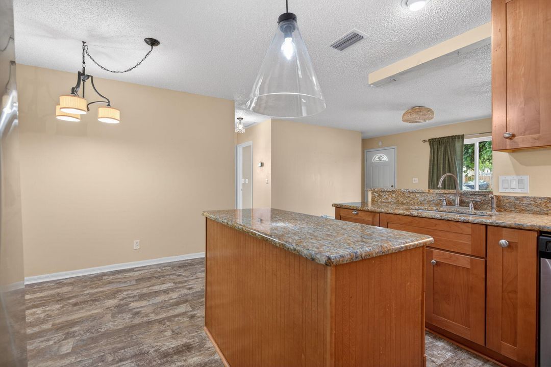 Active With Contract: $450,000 (3 beds, 2 baths, 1298 Square Feet)