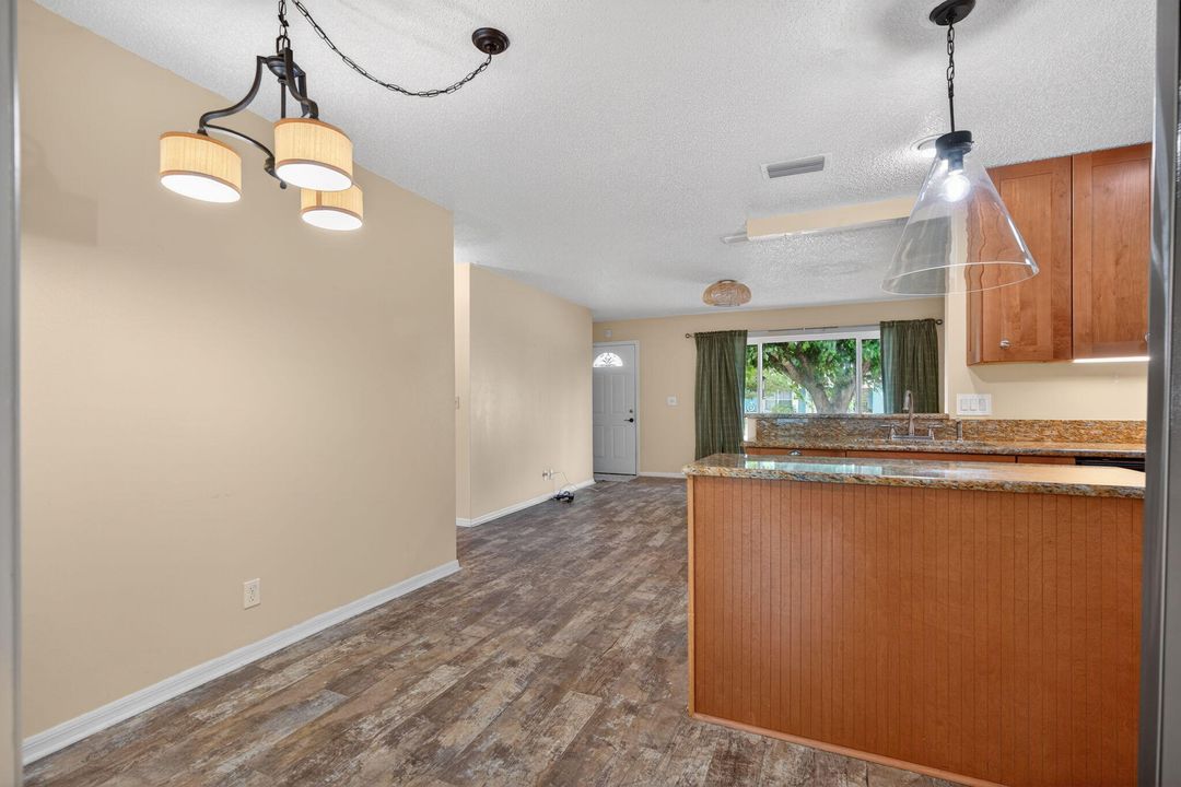 Active With Contract: $450,000 (3 beds, 2 baths, 1298 Square Feet)