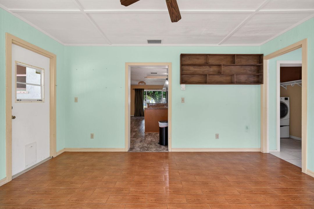 Active With Contract: $450,000 (3 beds, 2 baths, 1298 Square Feet)