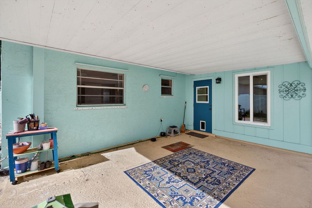 Active With Contract: $450,000 (3 beds, 2 baths, 1298 Square Feet)