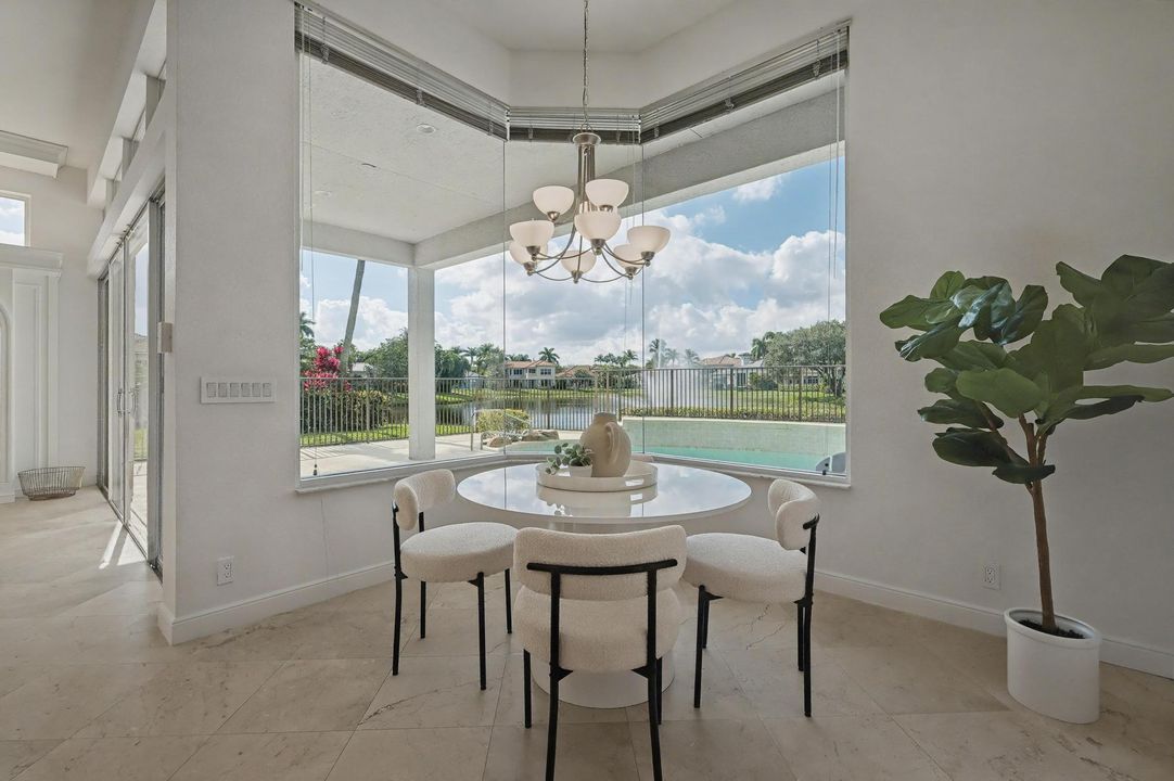 For Sale: $1,450,000 (3 beds, 3 baths, 2814 Square Feet)