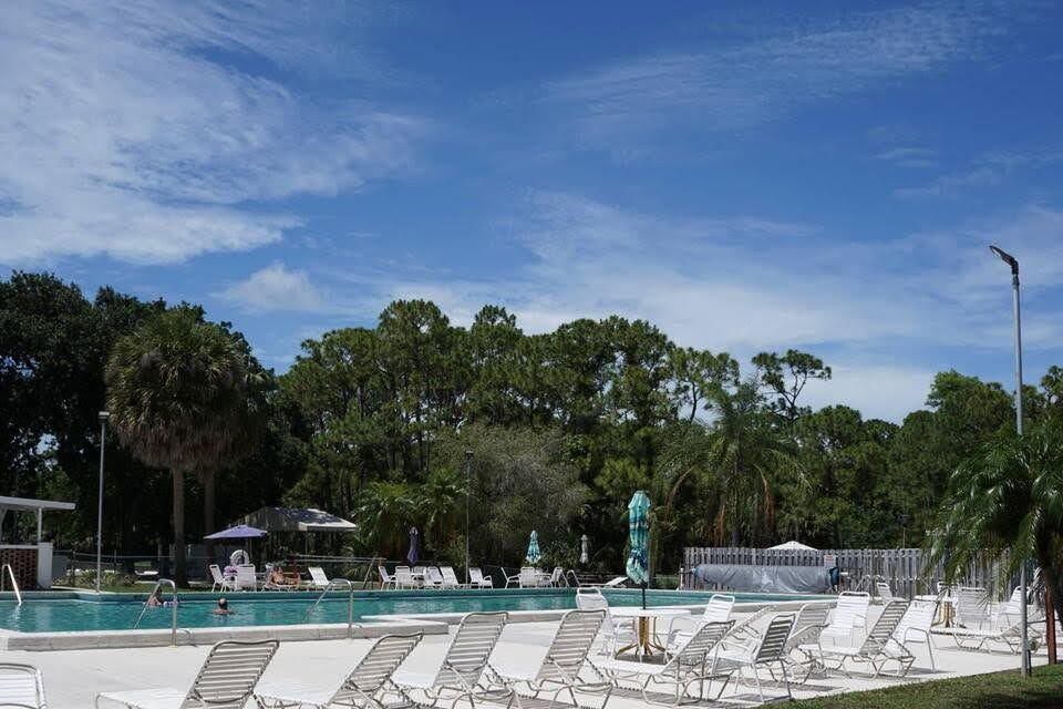 En Venta: $69,900 (2 camas, 2 baños, 1380 Pies cuadrados)