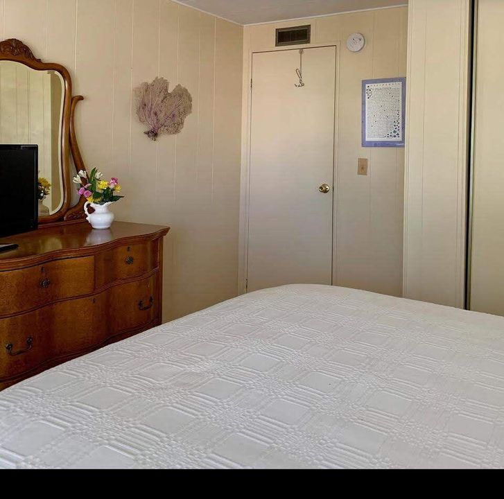 En Venta: $69,900 (2 camas, 2 baños, 1380 Pies cuadrados)