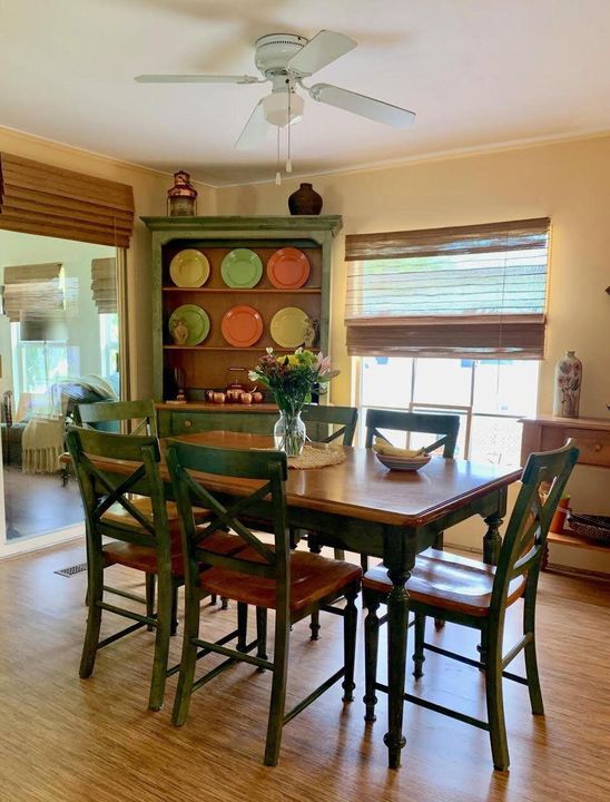 En Venta: $69,900 (2 camas, 2 baños, 1380 Pies cuadrados)