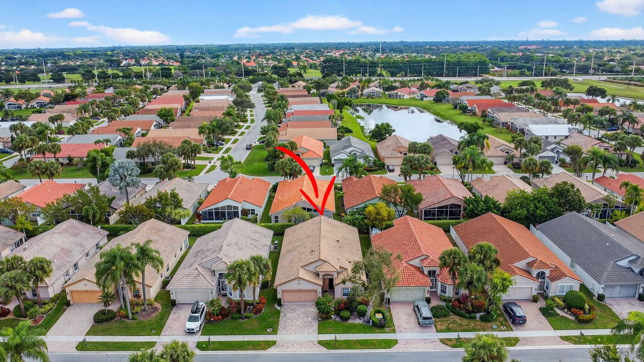 На продажу: $409,900 (3 спален, 2 ванн, 1938 Квадратных фут)