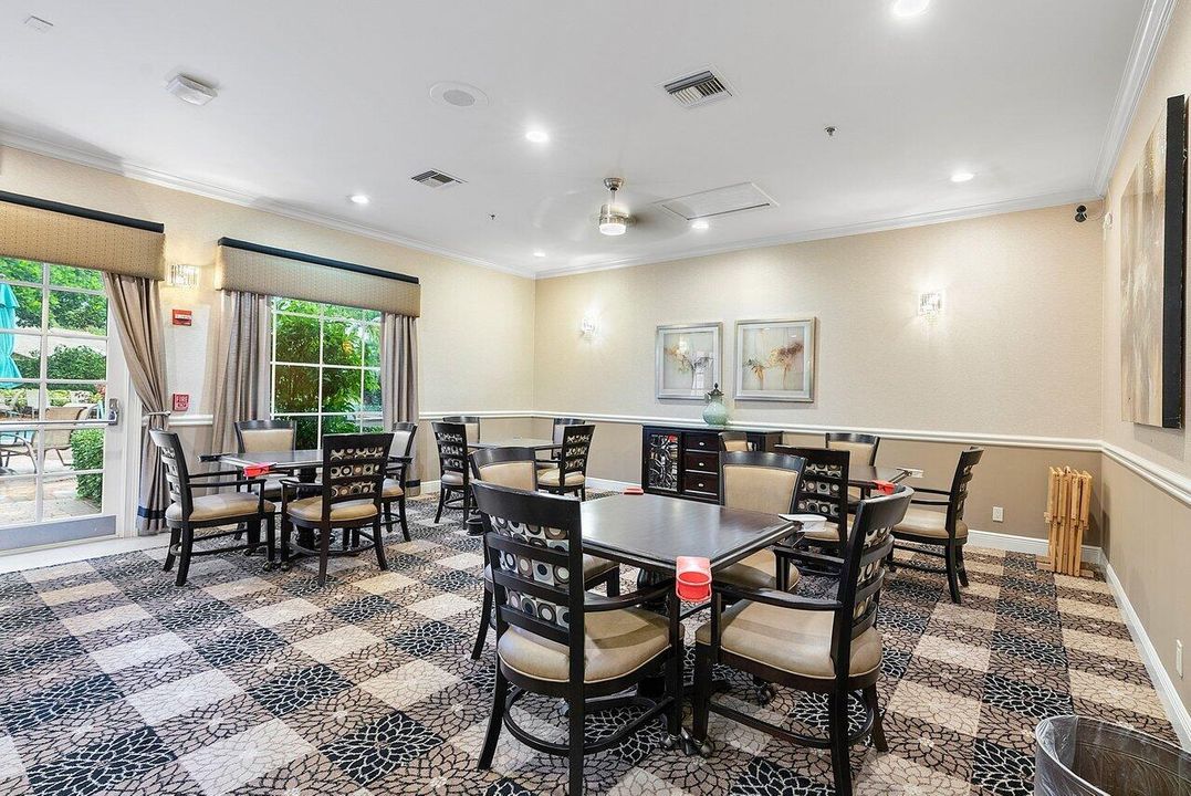 На продажу: $409,900 (3 спален, 2 ванн, 1938 Квадратных фут)