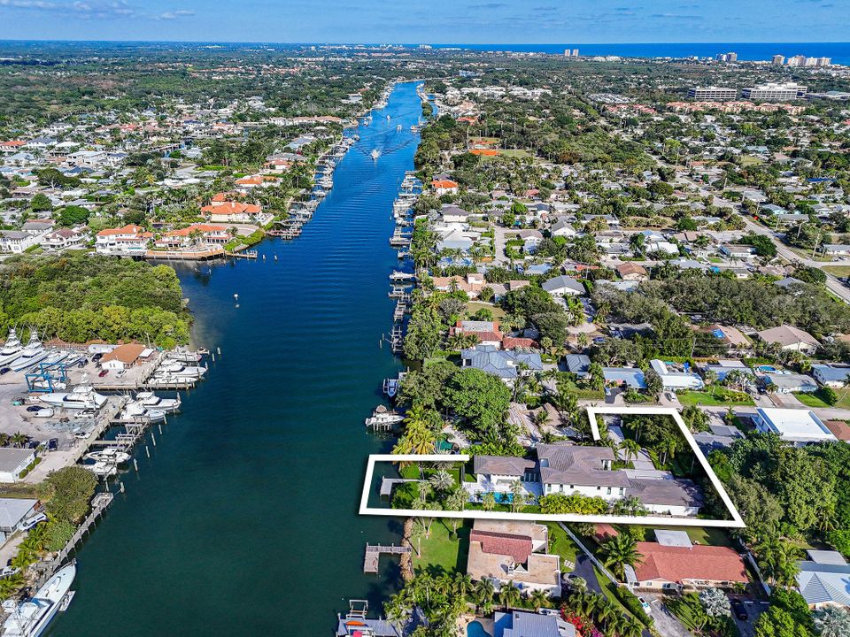 На продажу: $9,850,000 (4 спален, 5 ванн, 5379 Квадратных фут)