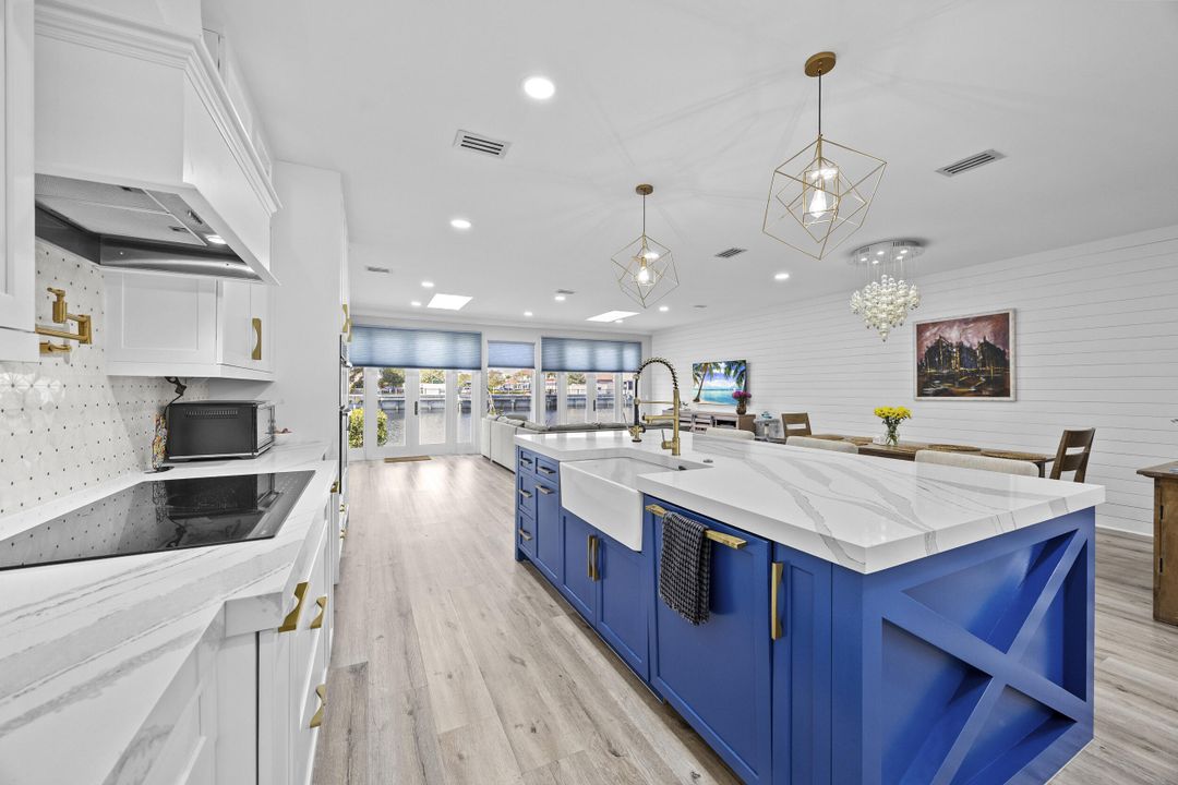 待售: $749,900 (3 贝兹, 2 浴室, 1549 平方英尺)