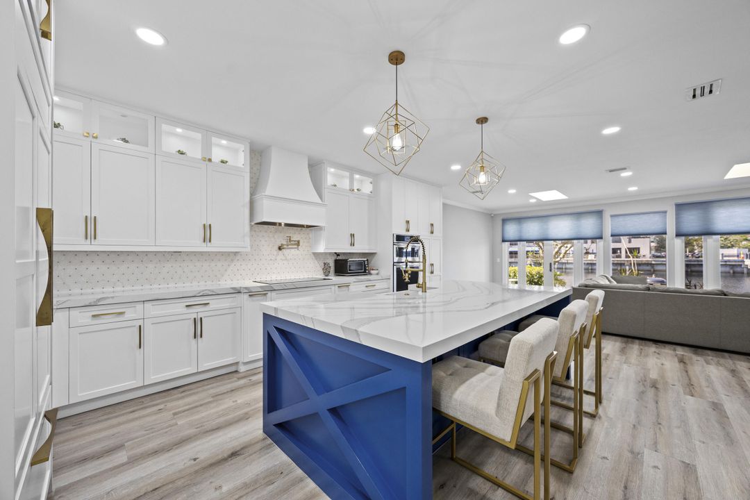 待售: $749,900 (3 贝兹, 2 浴室, 1549 平方英尺)