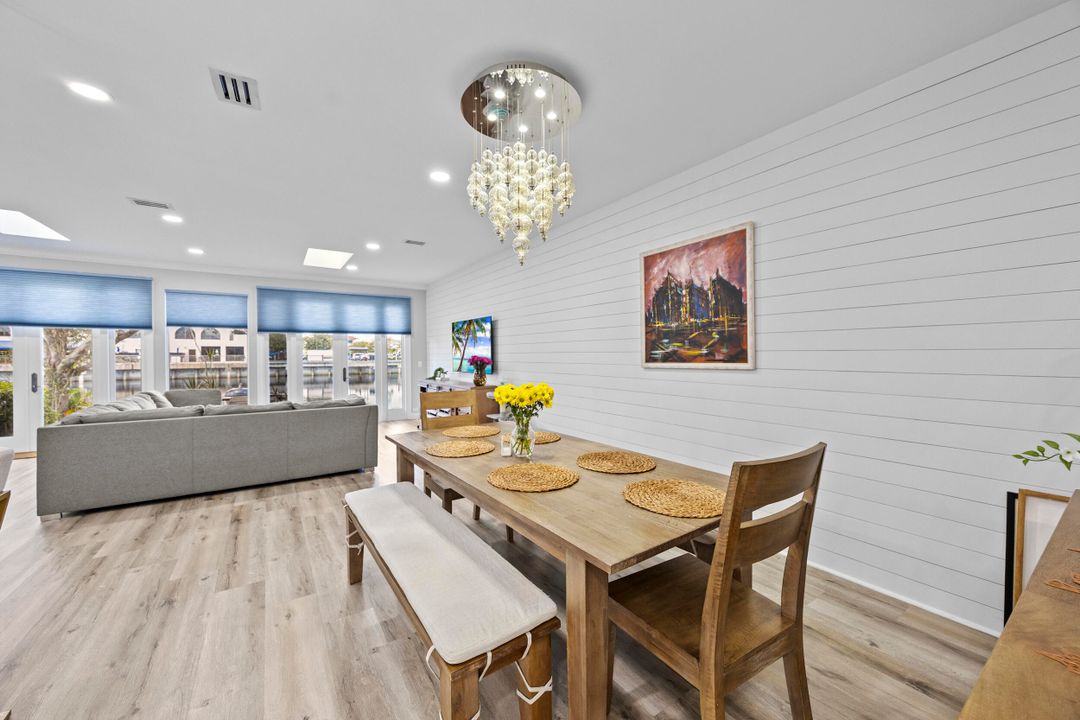 待售: $749,900 (3 贝兹, 2 浴室, 1549 平方英尺)