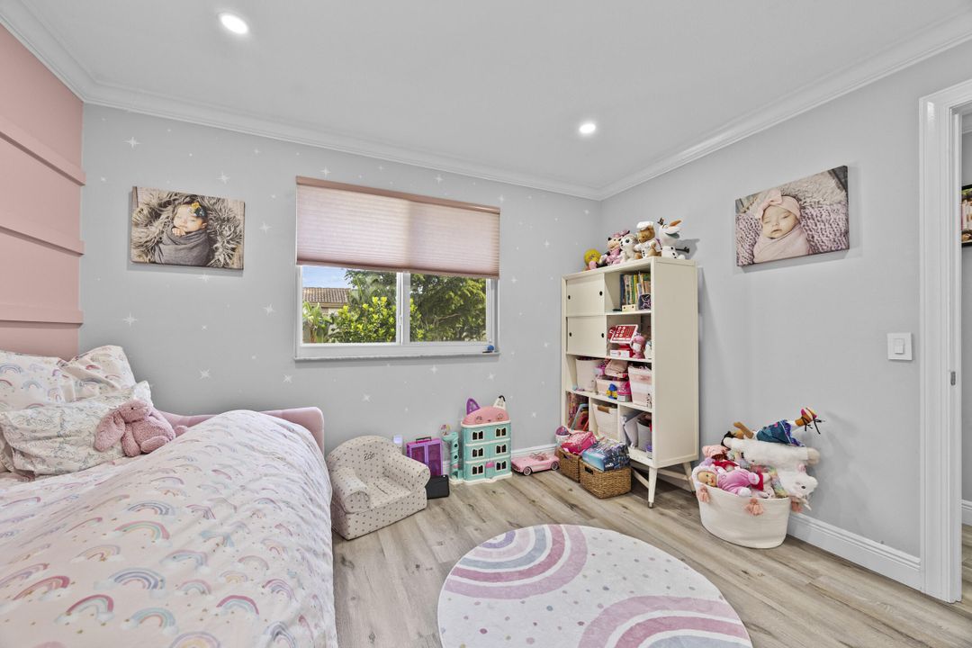 待售: $749,900 (3 贝兹, 2 浴室, 1549 平方英尺)