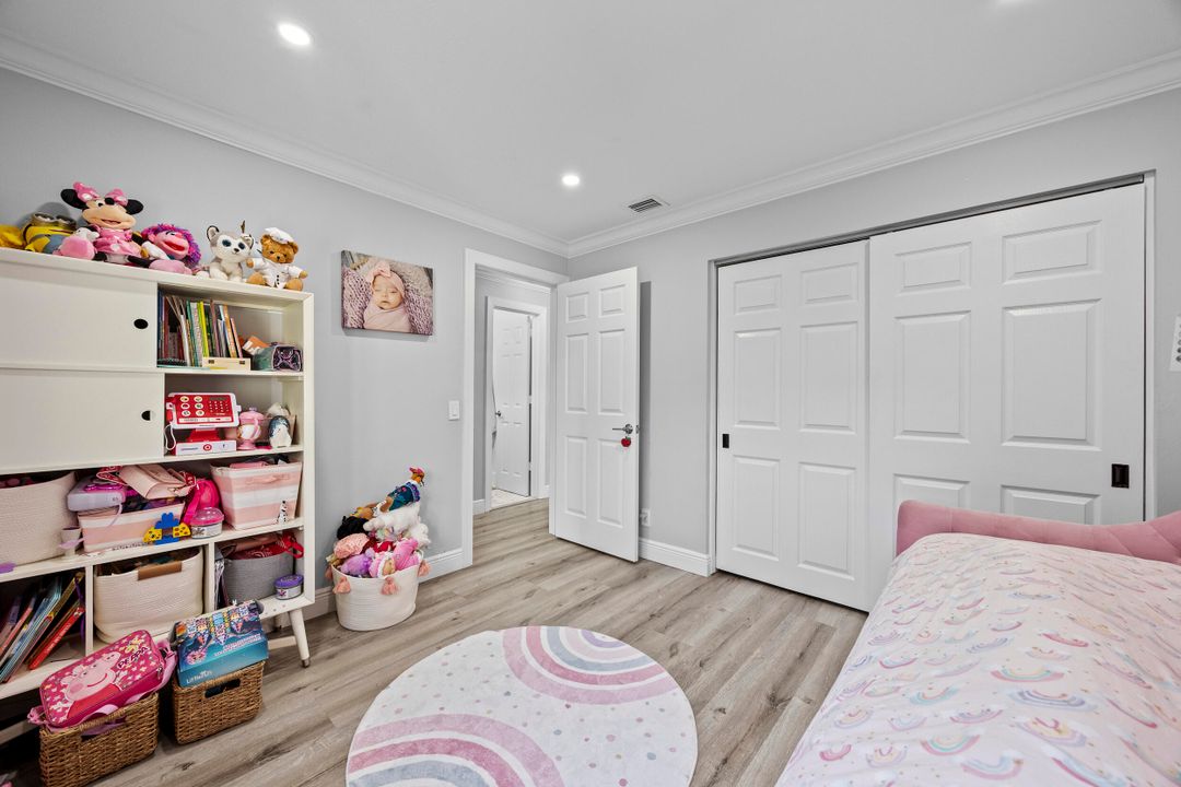 待售: $749,900 (3 贝兹, 2 浴室, 1549 平方英尺)