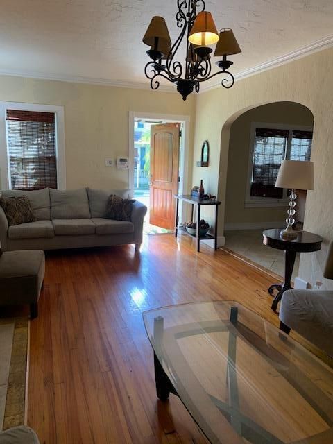 待售: $1,650,000 (3 贝兹, 2 浴室, 1571 平方英尺)