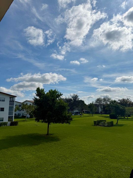 В аренду: $1,700 (2 спален, 1 ванн, 840 Квадратных фут)