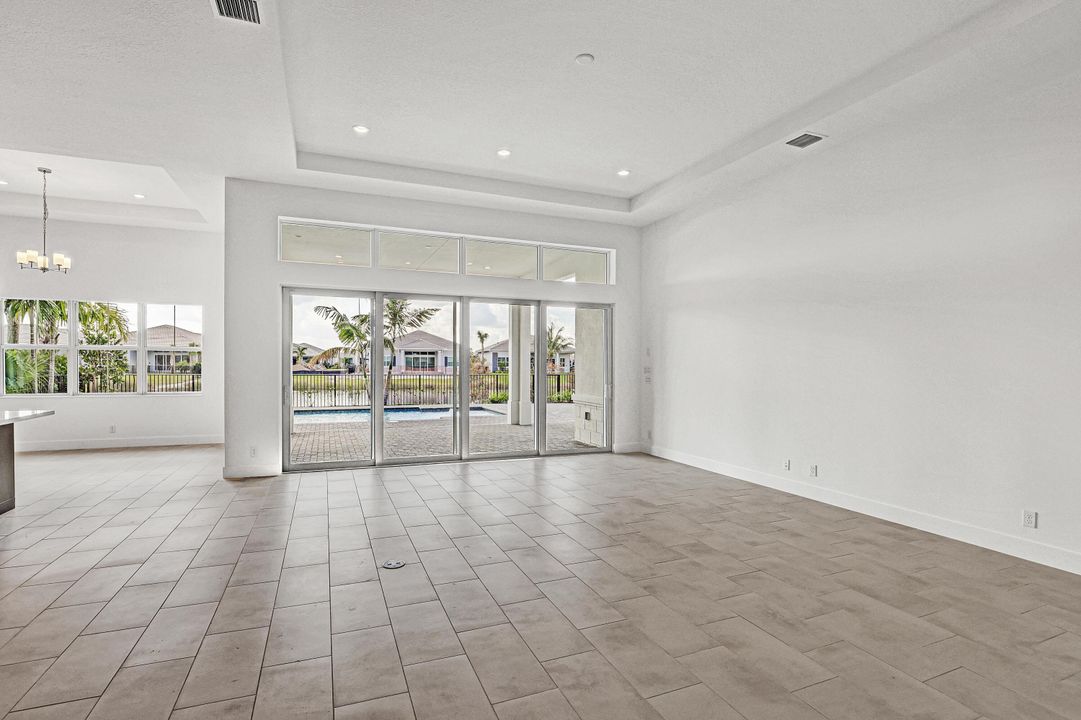 En Venta: $1,199,000 (3 camas, 2 baños, 2884 Pies cuadrados)