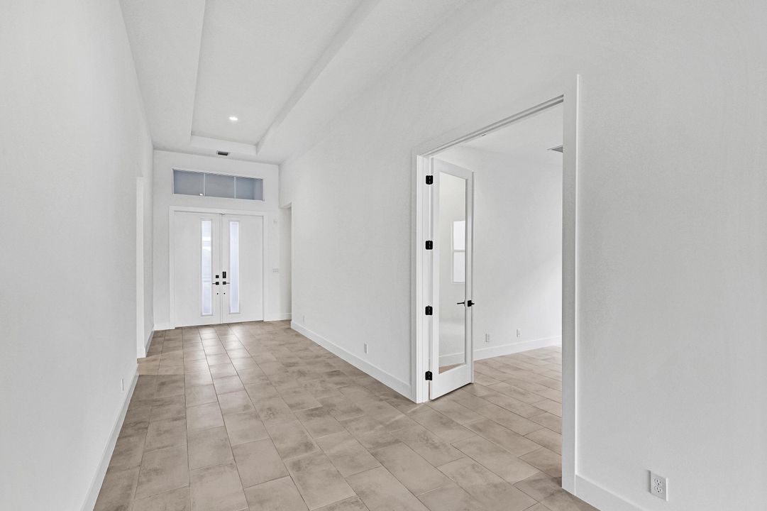 En Venta: $1,199,000 (3 camas, 2 baños, 2884 Pies cuadrados)