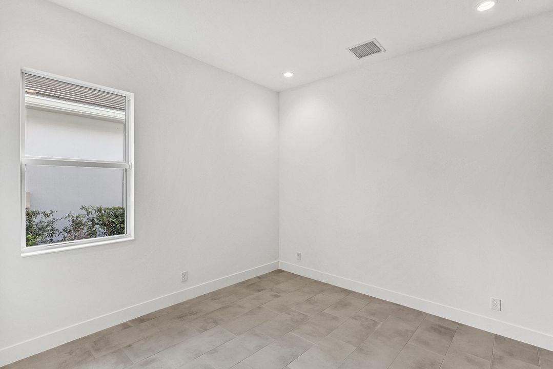 En Venta: $1,199,000 (3 camas, 2 baños, 2884 Pies cuadrados)