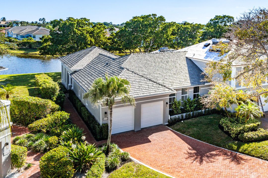 出租: $12,500 (3 贝兹, 3 浴室, 1965 平方英尺)