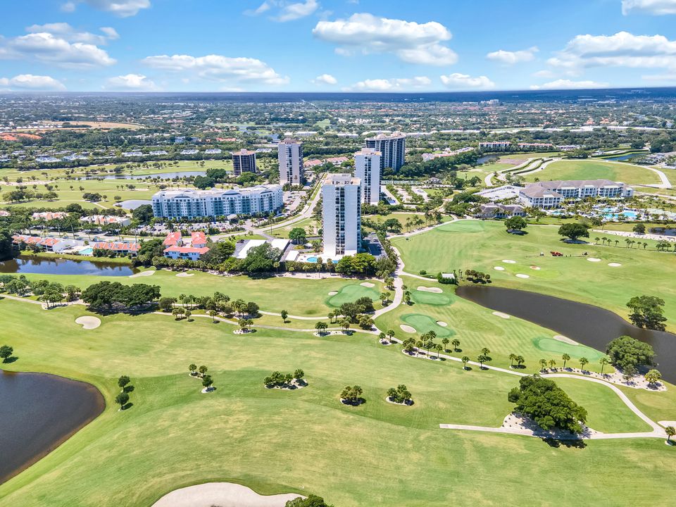 В аренду: $2,900 (2 спален, 2 ванн, 1294 Квадратных фут)