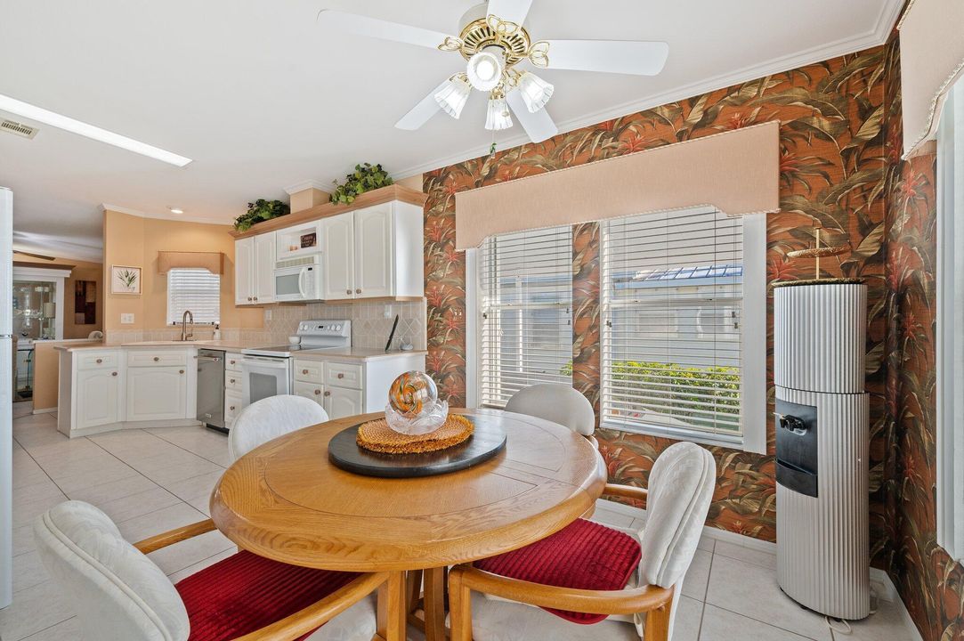 En Venta: $259,999 (3 camas, 2 baños, 2006 Pies cuadrados)