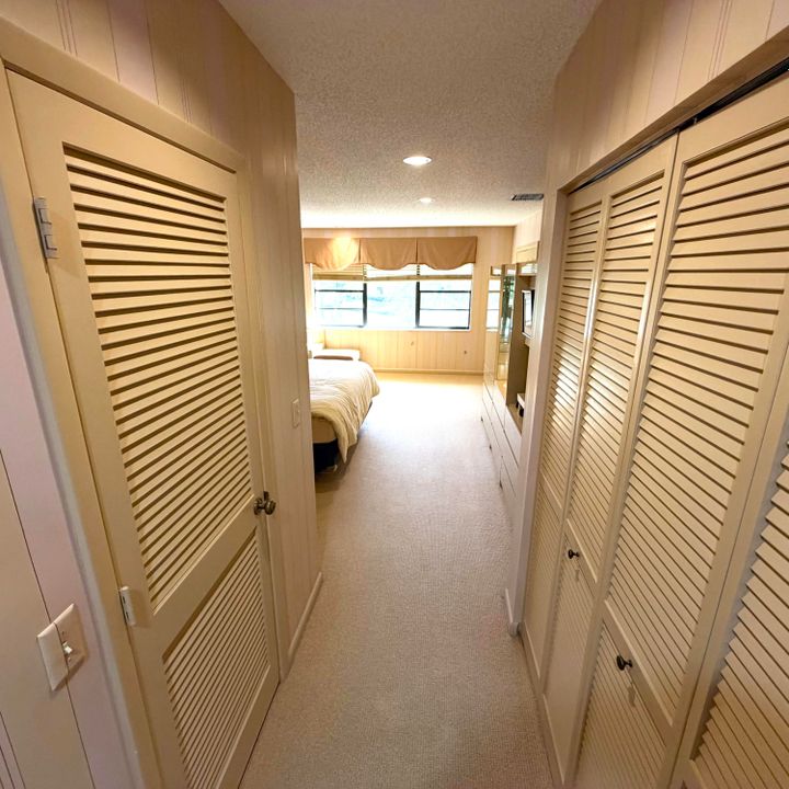 待售: $124,900 (3 贝兹, 2 浴室, 1809 平方英尺)