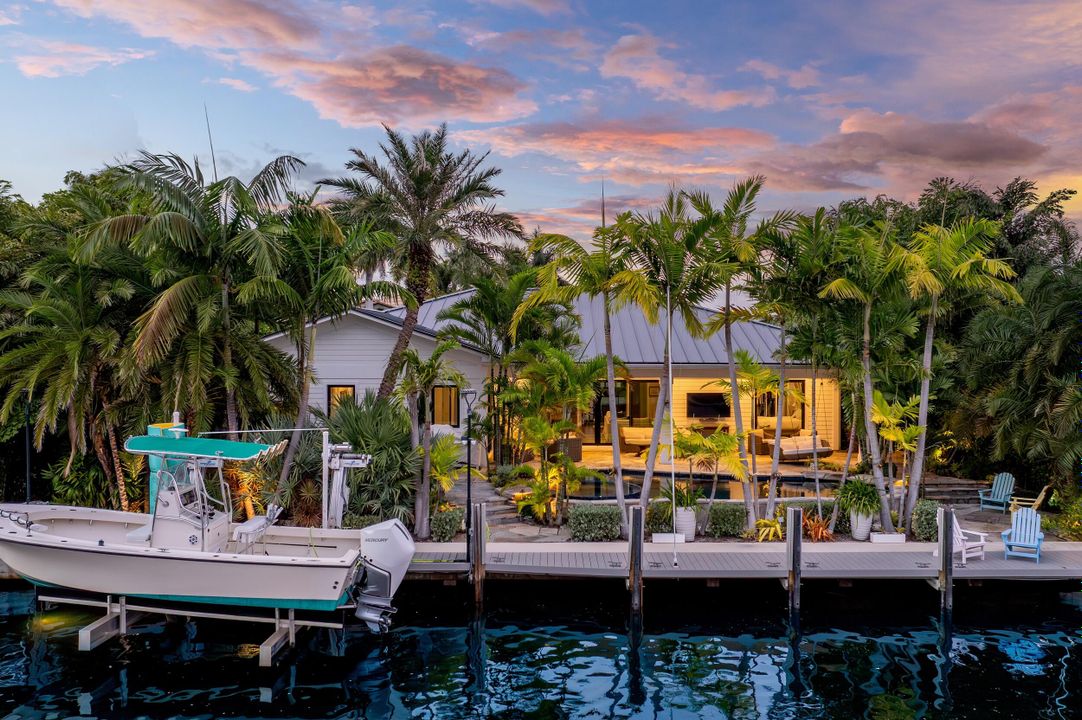 For Rent: $17,500 (3 beds, 2 baths, 2059 Square Feet)