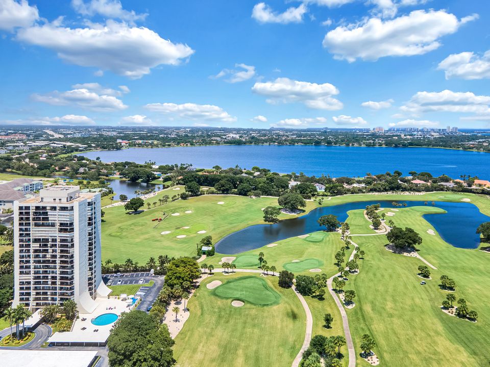 В аренду: $2,900 (2 спален, 2 ванн, 1294 Квадратных фут)