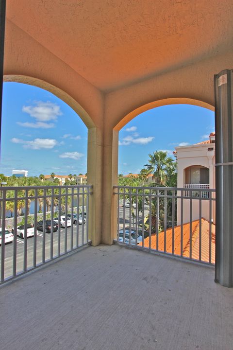 En Renta: $2,400 (2 camas, 2 baños, 1403 Pies cuadrados)