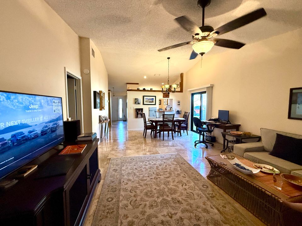 В аренду: $2,850 (2 спален, 2 ванн, 1248 Квадратных фут)