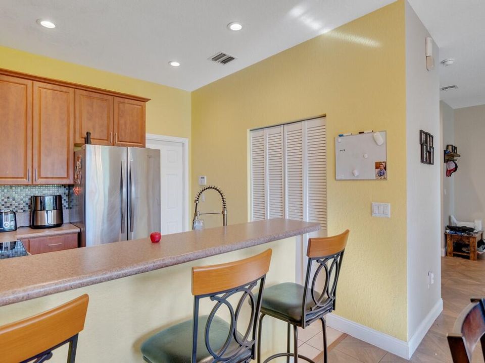 En Venta: $199,000 (3 camas, 2 baños, 1698 Pies cuadrados)