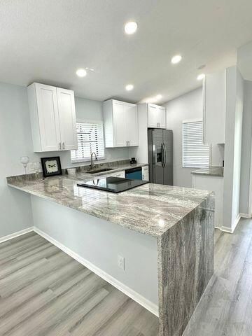 For Sale: $354,900 (2 beds, 2 baths, 1148 Square Feet)