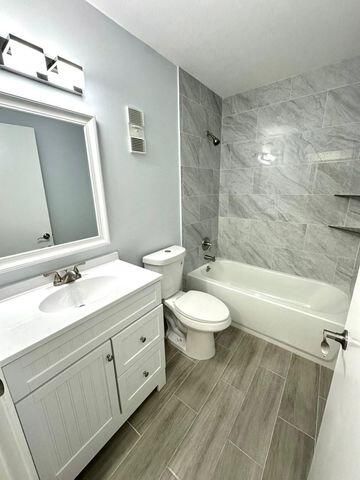 For Sale: $354,900 (2 beds, 2 baths, 1148 Square Feet)