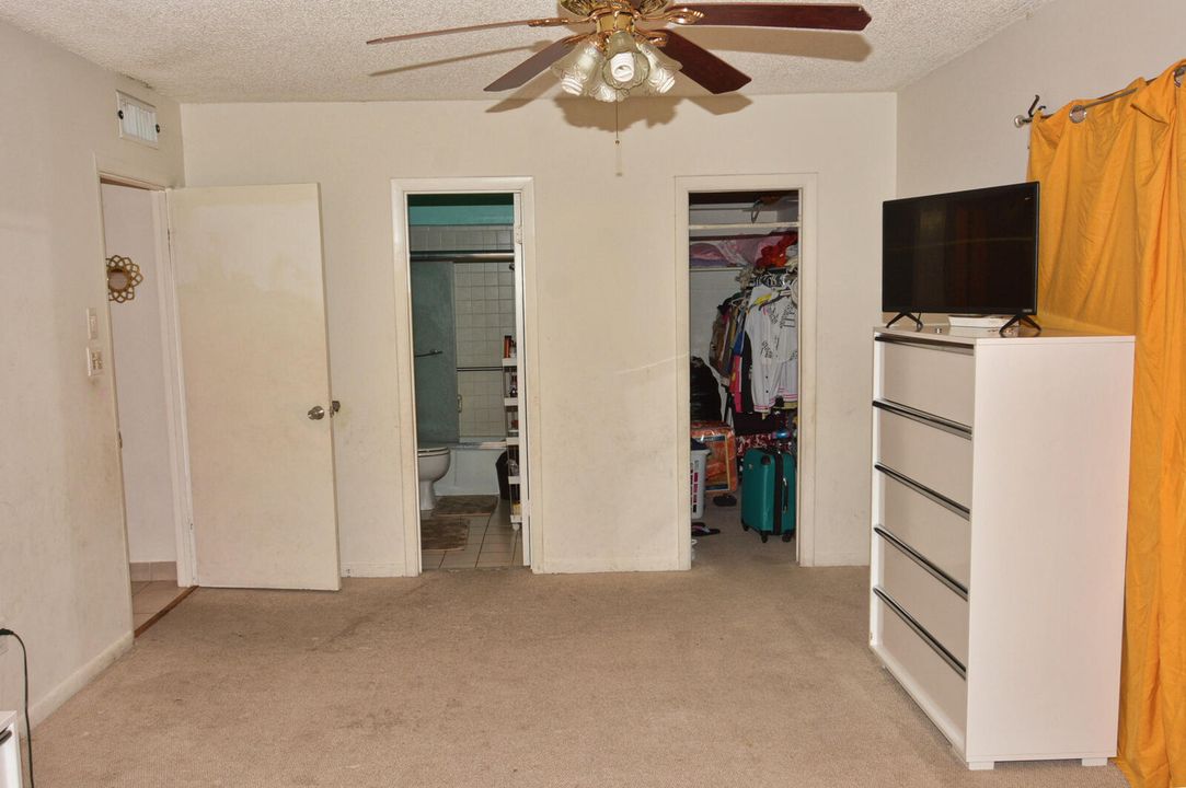 待售: $130,000 (2 贝兹, 2 浴室, 1144 平方英尺)