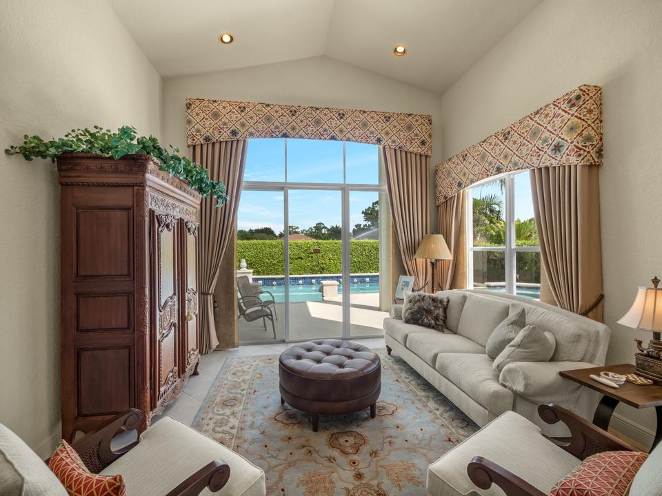 En Renta: $7,500 (4 camas, 4 baños, 2365 Pies cuadrados)