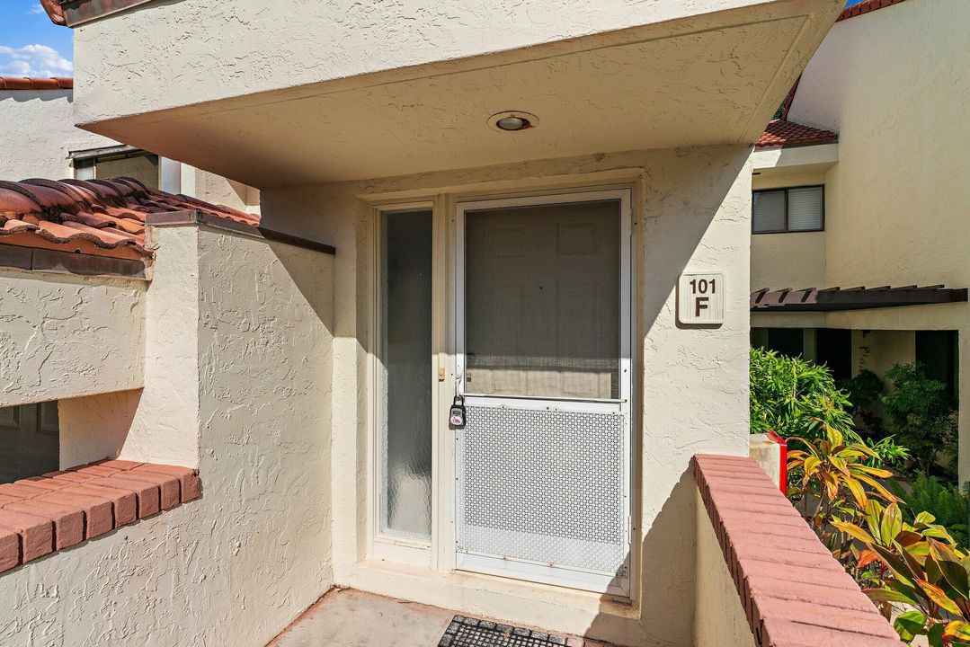 出租: $2,650 (2 贝兹, 2 浴室, 1451 平方英尺)