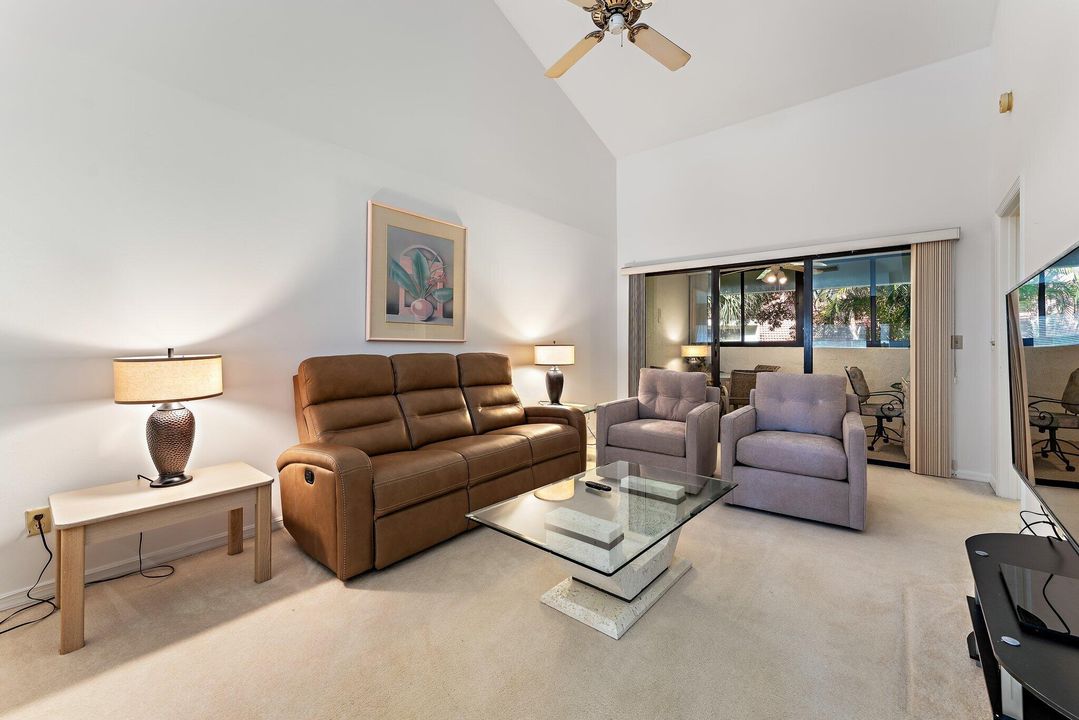 出租: $2,650 (2 贝兹, 2 浴室, 1451 平方英尺)