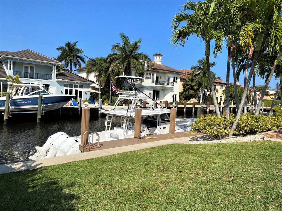 For Rent: $14,000 (3 beds, 2 baths, 2020 Square Feet)