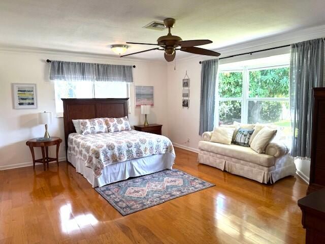 For Rent: $14,000 (3 beds, 2 baths, 2020 Square Feet)