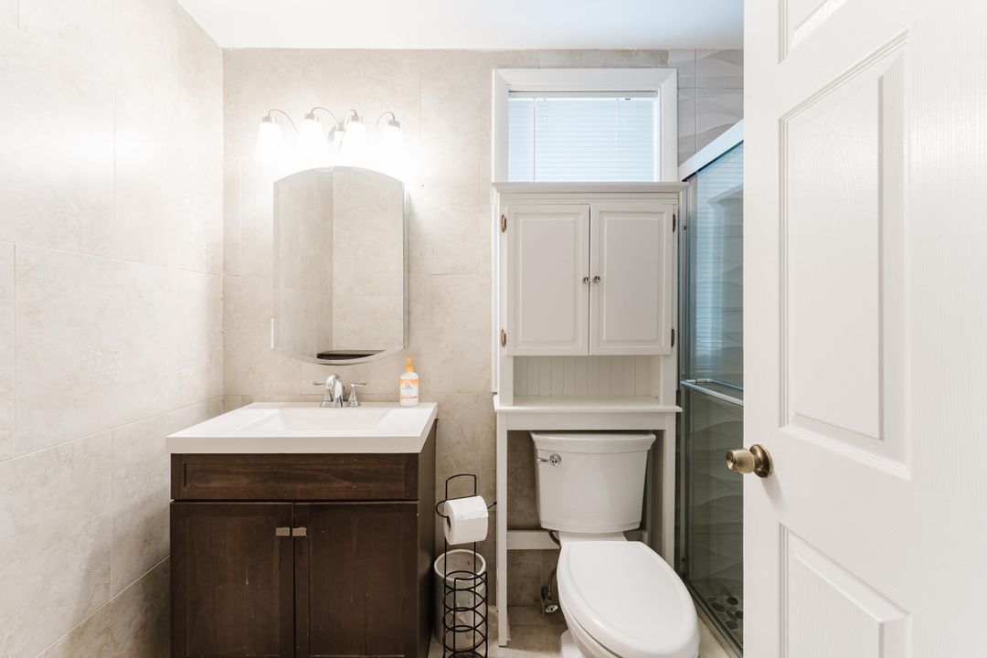 For Rent: $8,750 (3 beds, 2 baths, 2141 Square Feet)