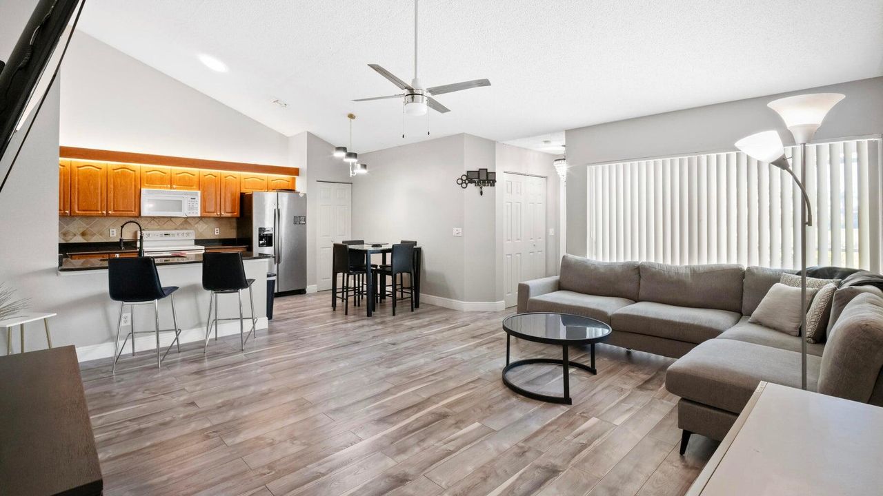 For Sale: $330,000 (3 beds, 2 baths, 1332 Square Feet)