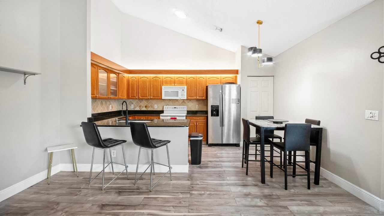 For Sale: $330,000 (3 beds, 2 baths, 1332 Square Feet)