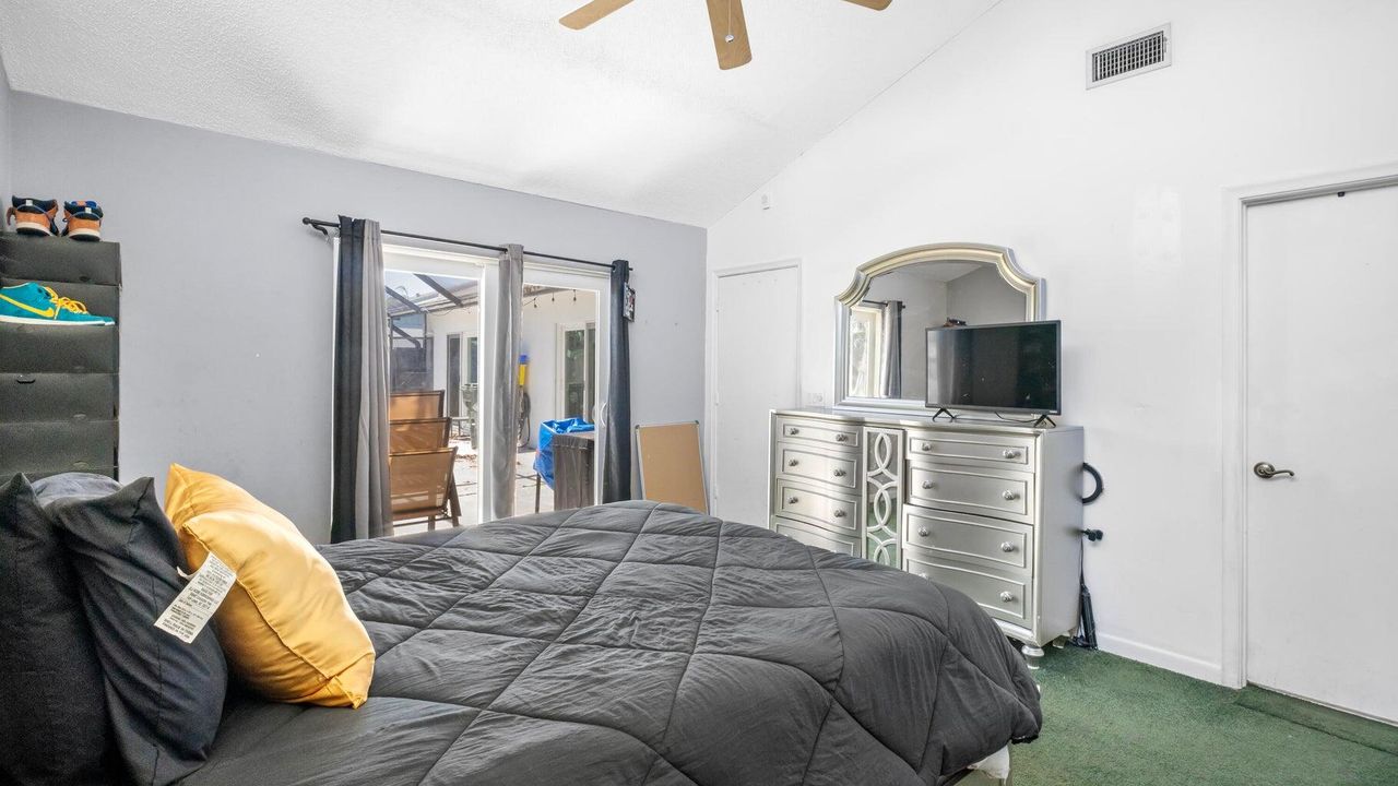 For Sale: $330,000 (3 beds, 2 baths, 1332 Square Feet)