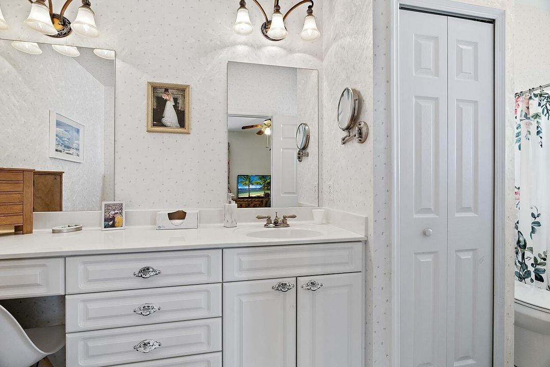 En Venta: $249,900 (2 camas, 2 baños, 1573 Pies cuadrados)