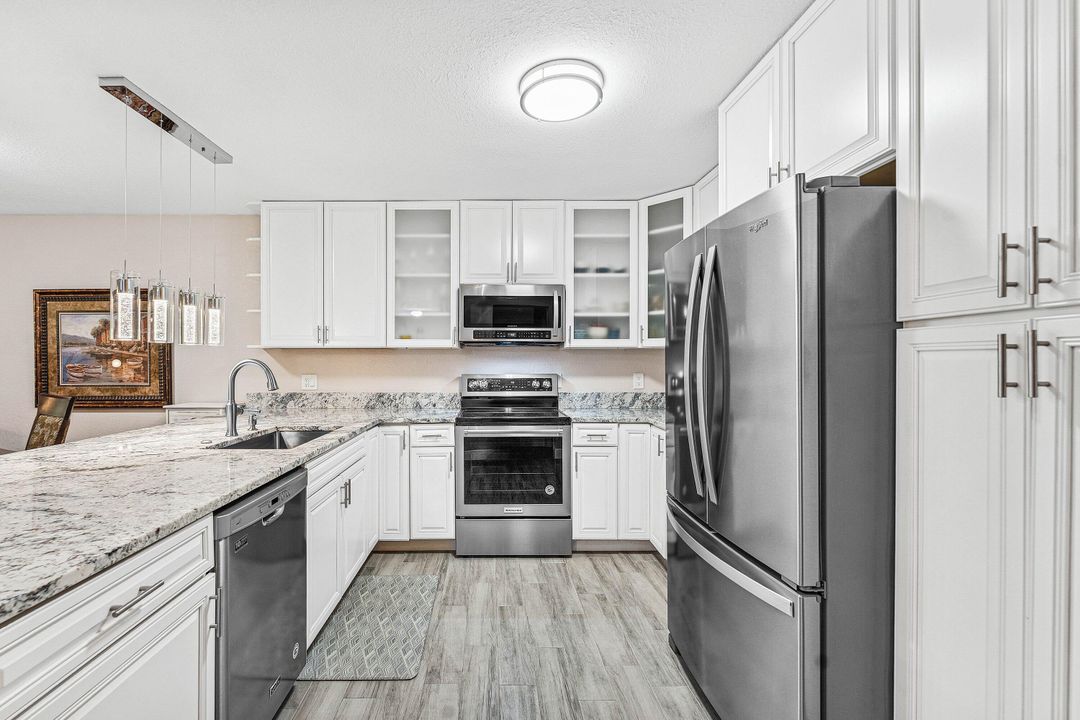 En Venta: $325,000 (2 camas, 2 baños, 1227 Pies cuadrados)