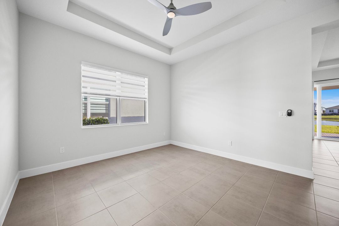 Active With Contract: $3,500 (3 beds, 3 baths, 2041 Square Feet)