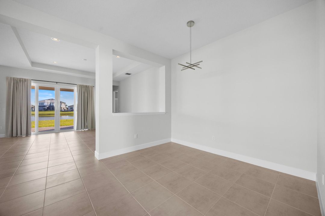 Active With Contract: $3,500 (3 beds, 3 baths, 2041 Square Feet)